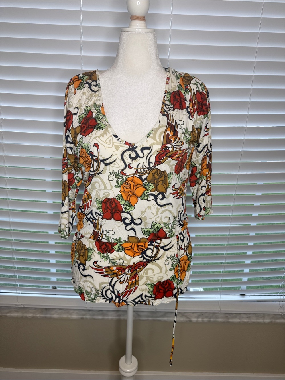 Floral V-Neck Tie-Waist Women's Top - Cream with Red & Orange Flowers